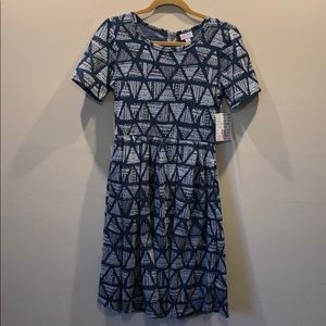 NWT LuLaRoe Jacquard Amelia size M
